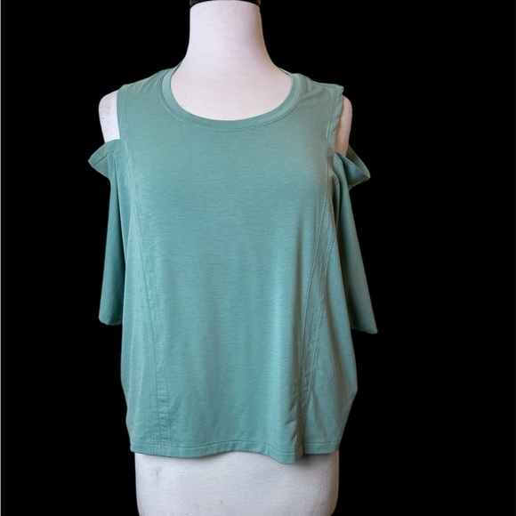Athleta Intention Crop Tee Size XL Mint Color Cold Sholders - Picture 2 of 9